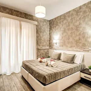 Santamaria 3*, Roma Italia